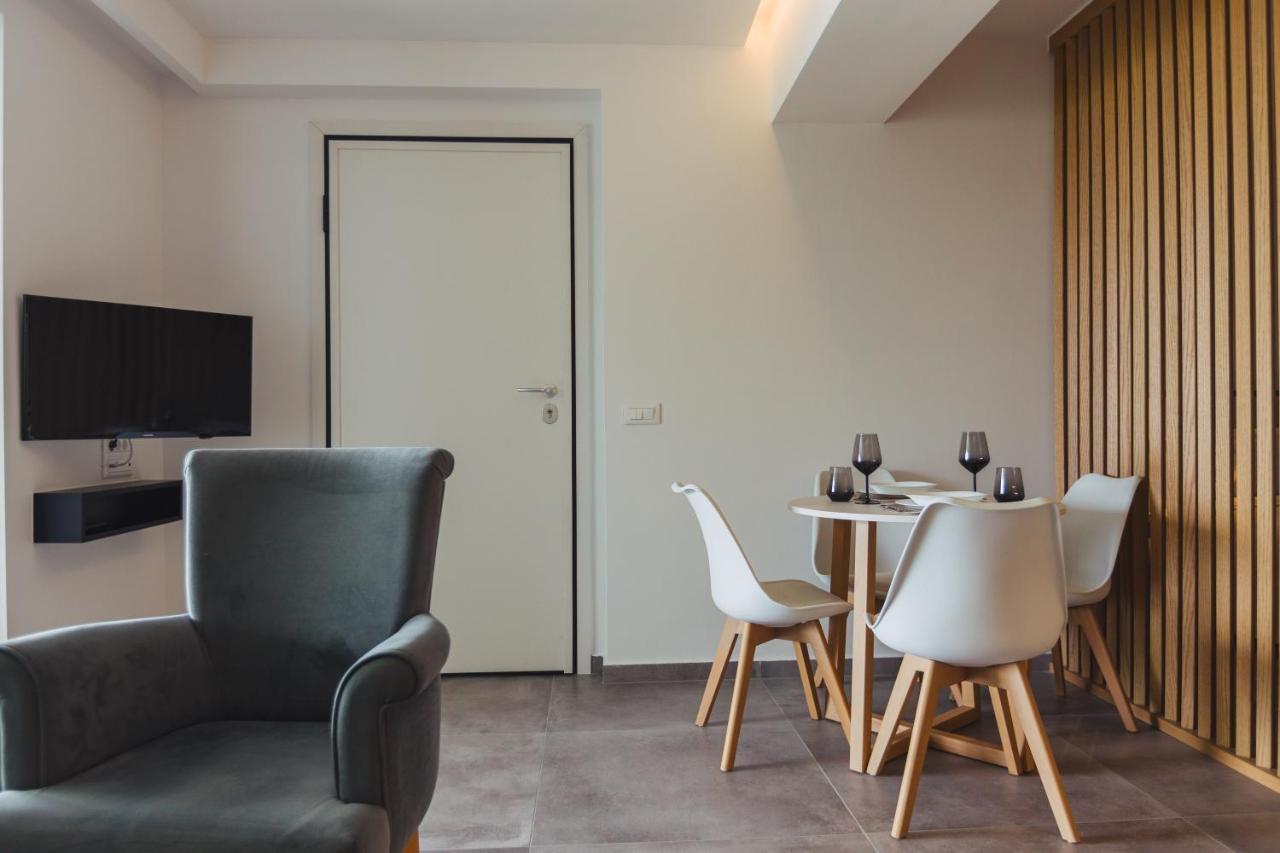 Urban Zen Apartment อายิโอสนิโกลาโอส ภายนอก รูปภาพ